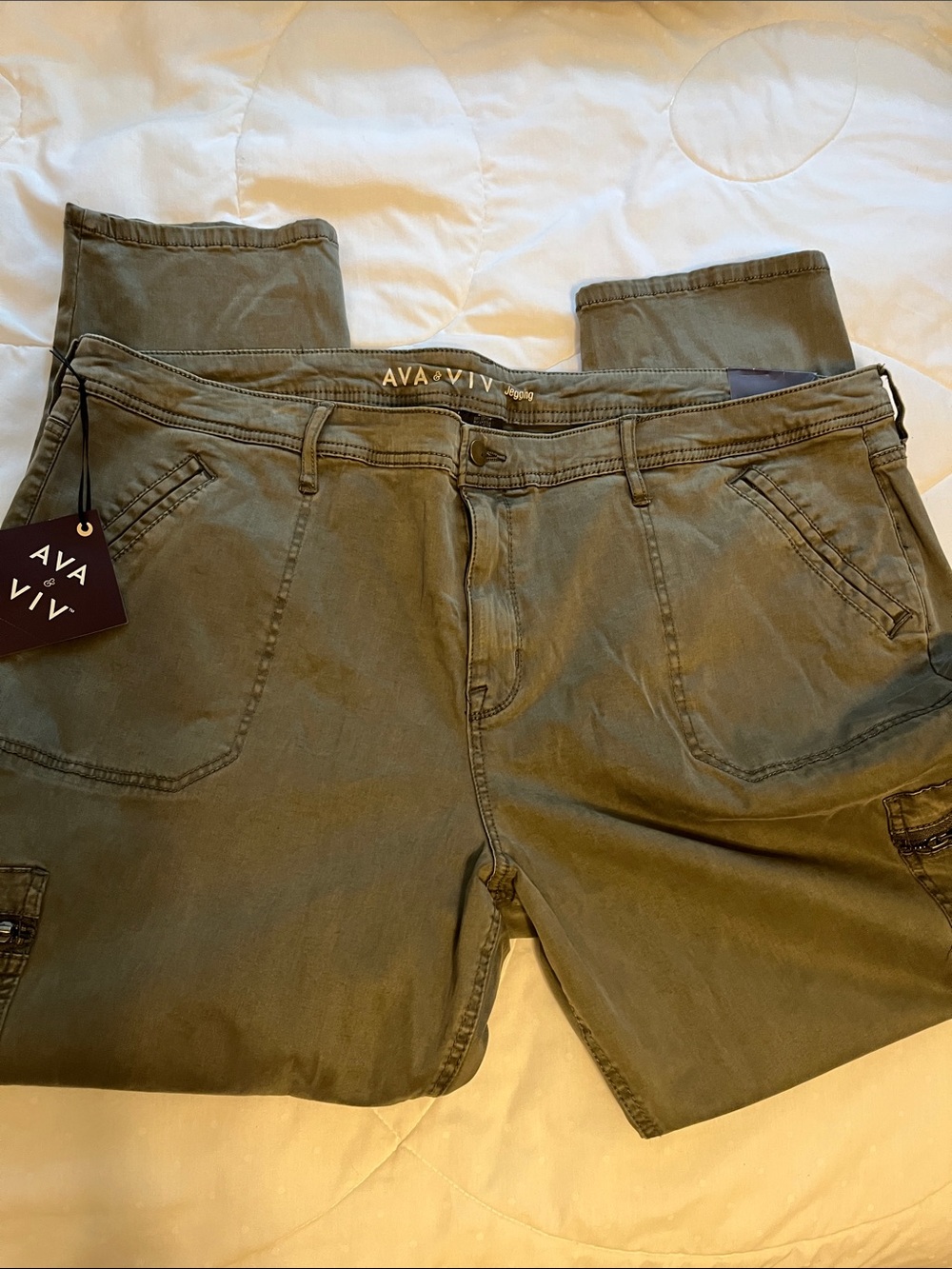 NWT AVA & VIV Women’s  Olive Green Utility Jeans 26W